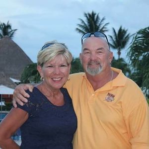 Meet your Posher, Debbie